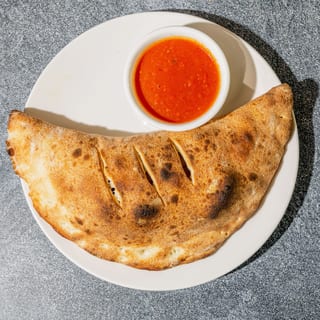 SM Cheese Calzone