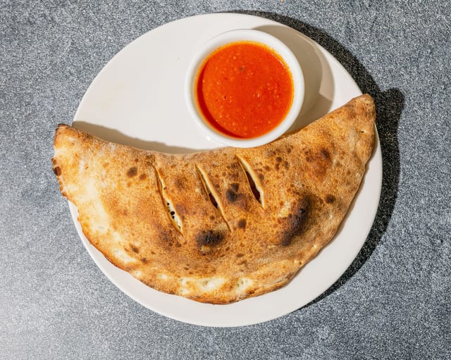 SM Cheese Calzone.